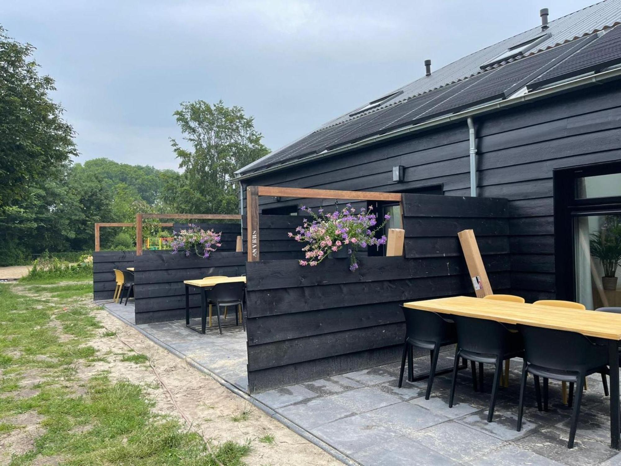 Cozy Holiday Home In Vrouwenpolder Close To The Beach Eksteriør bilde